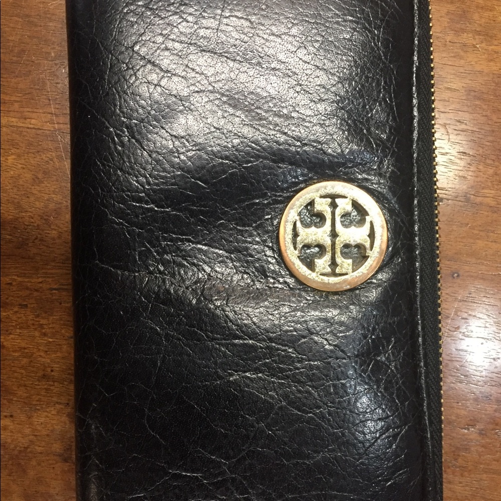 Tory Burch wallet